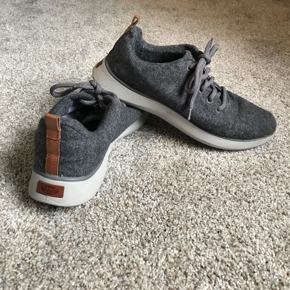 Dr. Scholl’s Freestep Sneaker